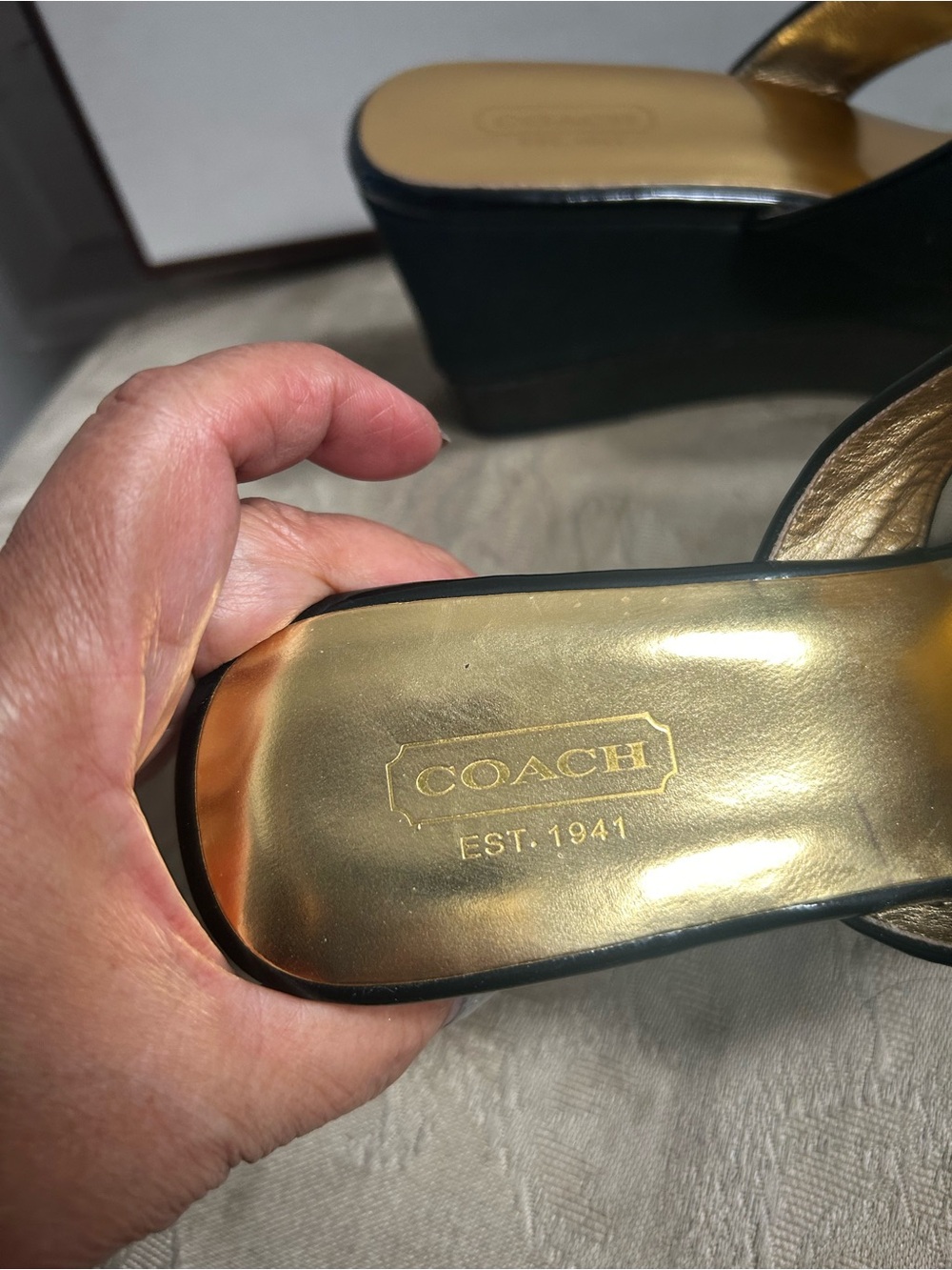 Coach Felicia Black Canvas Patent Wedge Thong Sandals Sz 8.5 new w/box - Picture 6 of 16
